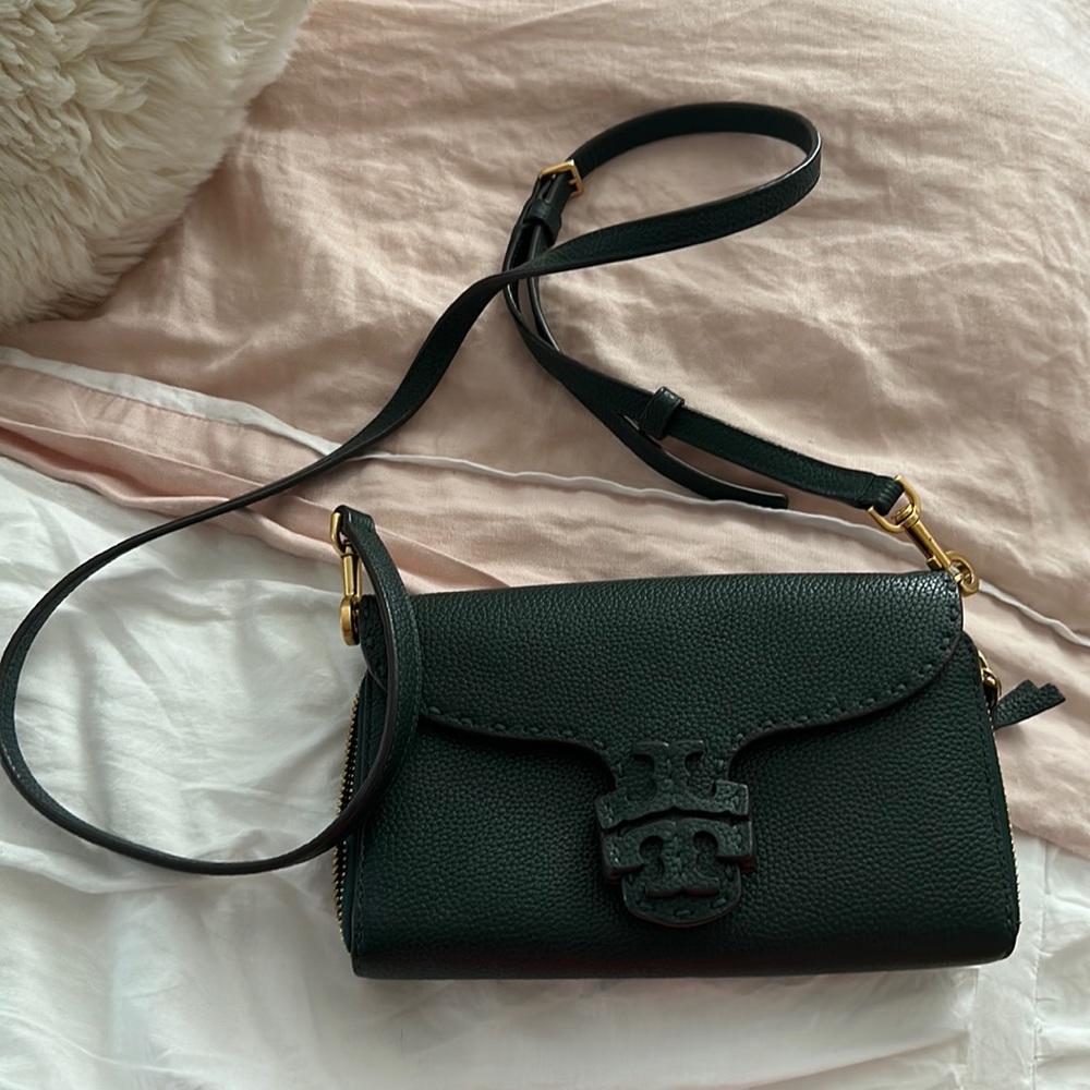 Tory Burch Crossbody wallet